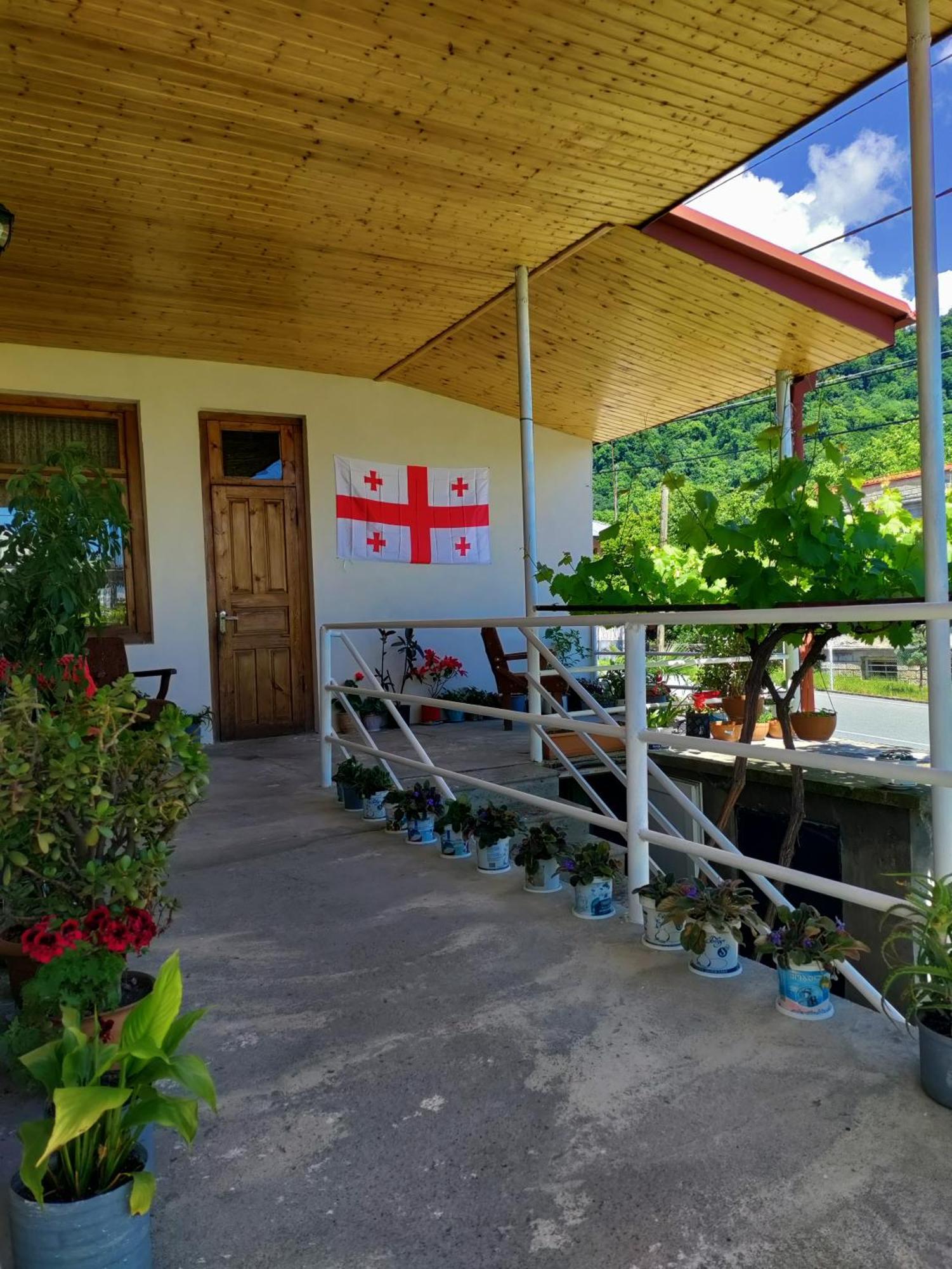Jibghashvilebi'S House Lagodechi Exterior foto